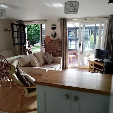 The Annexe @Granny'S Apple Lodge Blakeney  Exterior photo